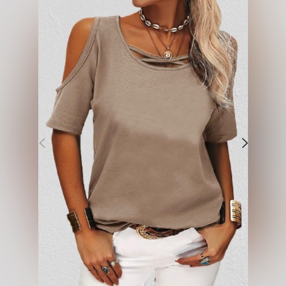 Short sleeve top